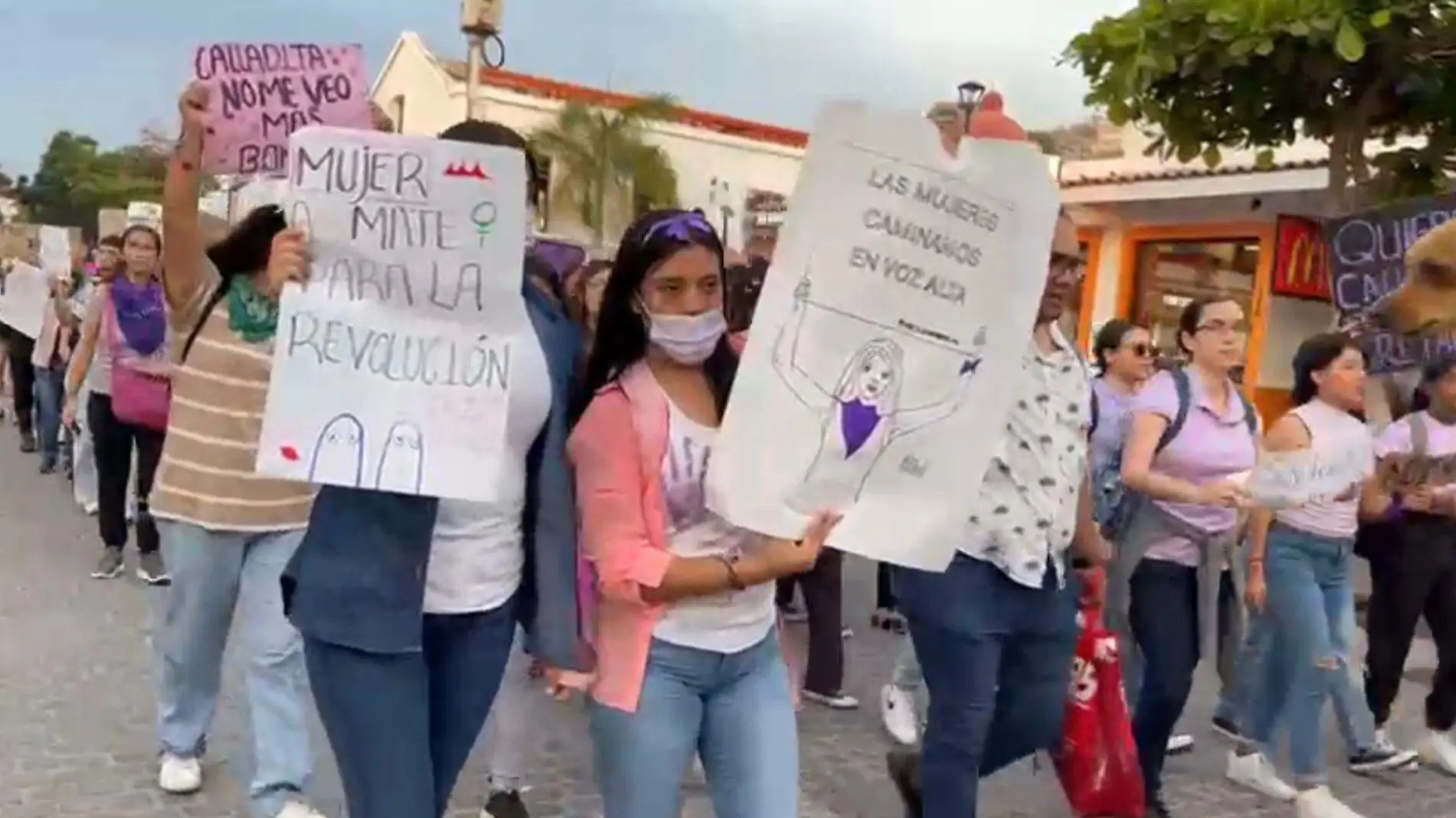 Marcha 8M en Puerto Vallarta, Jalisco 1